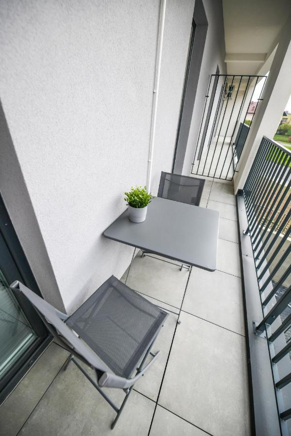 Apartament Komfort 17 Zator Buitenkant foto
